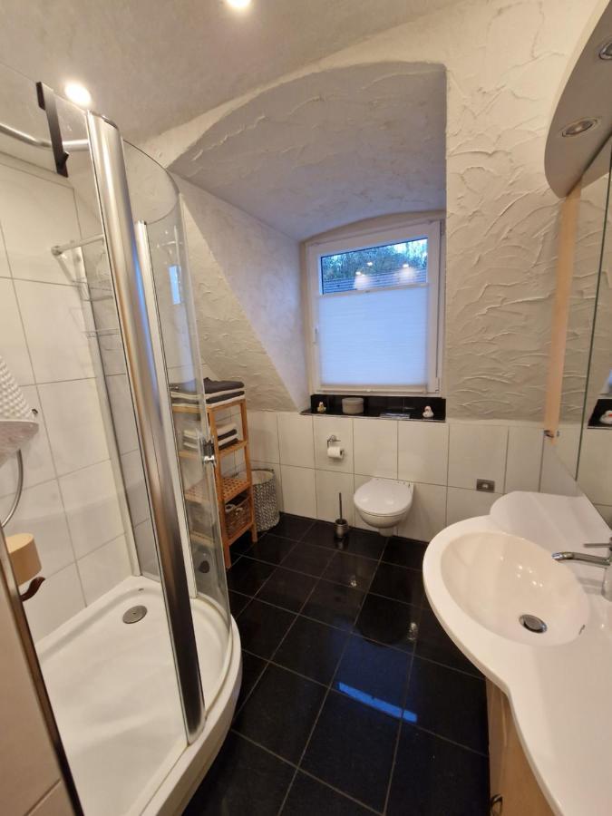 Ruhrpottbude - Private Ferienwohnung Im Herzen Des Ruhrgebiets 보훔 외부 사진